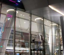 <b>節能門(mén)窗幕墻應用硅酮密封膠</b>